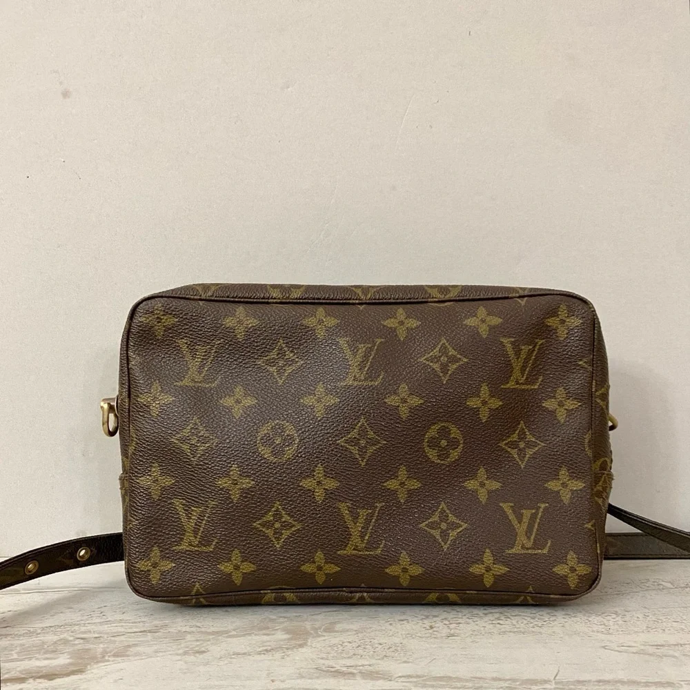 LOUIS VUITTON Monogram Clutch-Crossbody Shoulder Bag 💼 834 - Picture 4 of 16